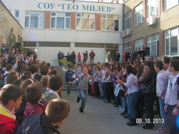 Полският посланик посети СОУ "Гео Милев"