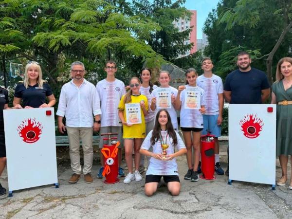 Отборът  „Млад огнеборец“ с нови съоръжения