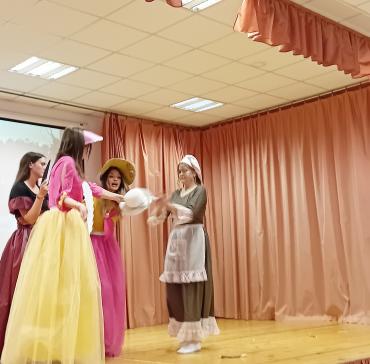 Театрална група „Алые паруса“ 